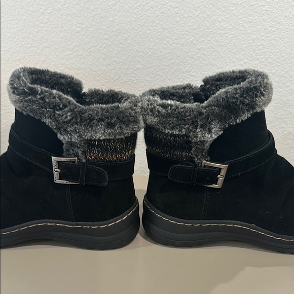 BareTraps Black Faux Fur Winter Boots - Picture 6 of 9
